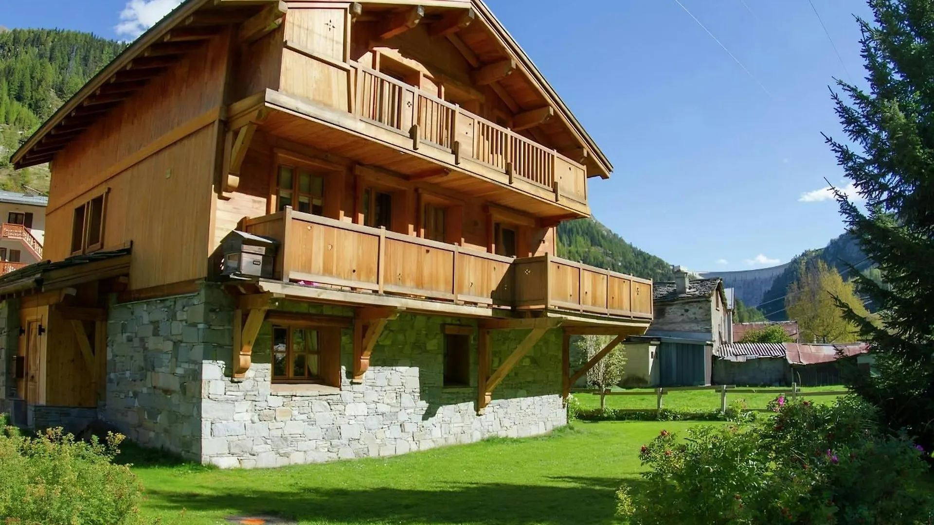 Casa-Chalet Du Parc Cosy Apartment In Tignes With Garden France