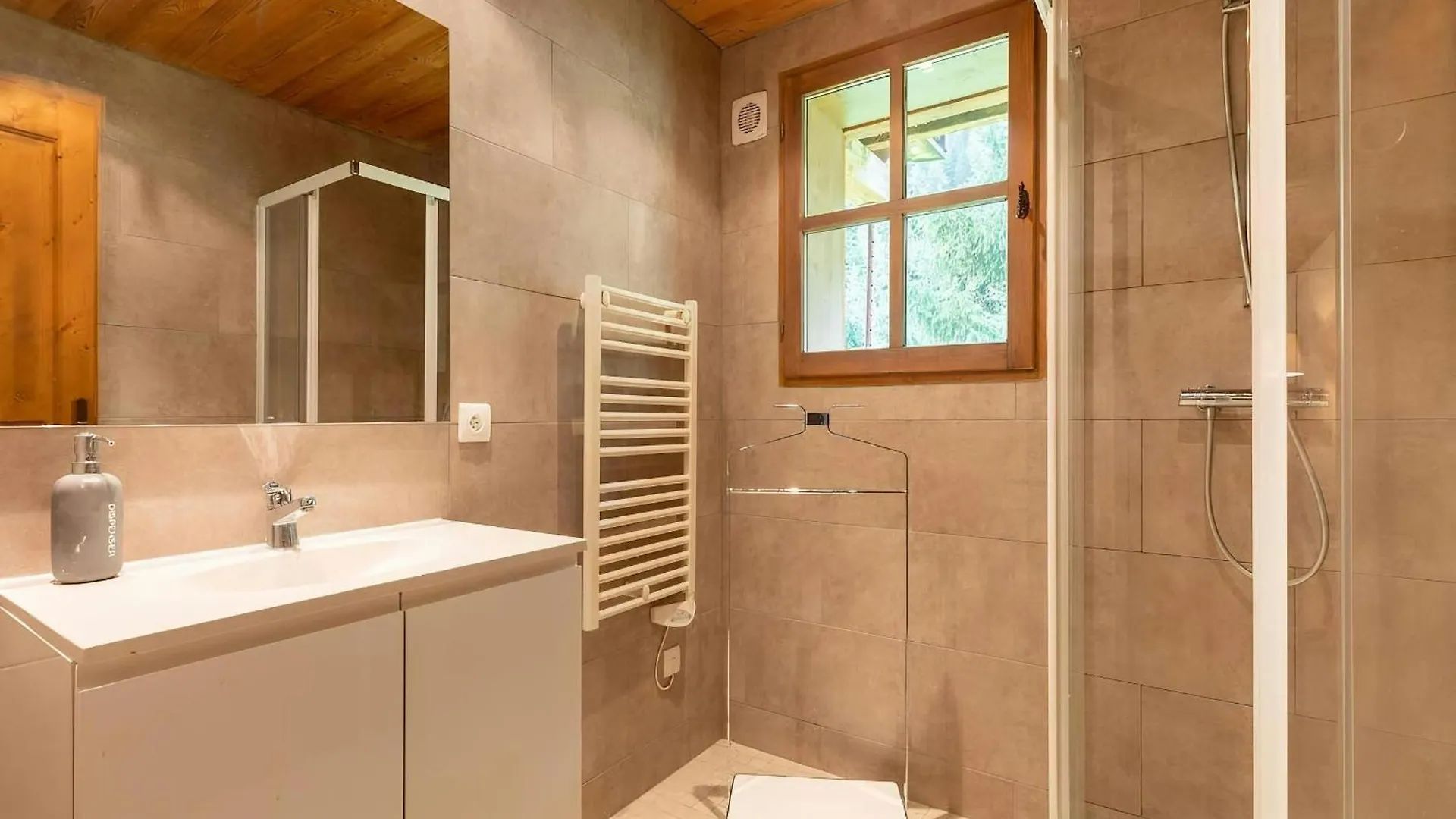 Casa-Chalet Du Parc Cosy Apartment In Tignes With Garden
